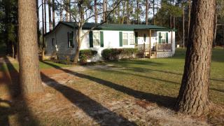 300 Belle Ave, Douglas, GA 31533-7316