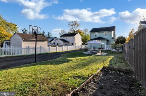 415 2nd Ave, Haddon Heights NJ  08035-1406 exterior