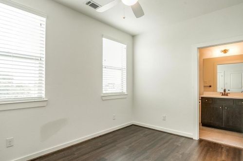 3513 Hills Ave, Fort Worth TX  76109-3664 exterior