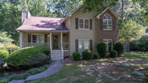 189 Crossroads Est Dr, Newnan, GA 30265-1923