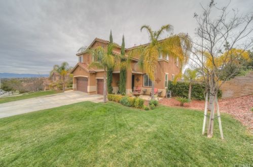 9380 Dauchy Ave, Riverside CA  92508-9324 exterior