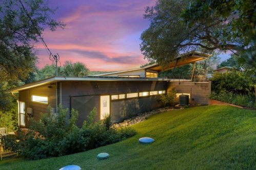 1101 Cyn Edge Dr, Austin TX  78733-2005 exterior