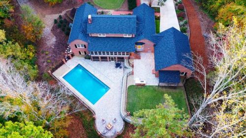 121 Partridge Rd, Greenwood, SC 29649-8989
