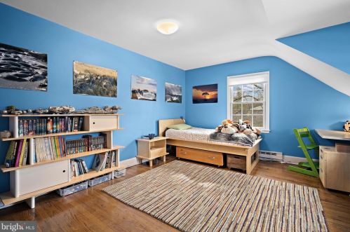 69 Laurel Rd, Princeton NJ 08540-2708 exterior