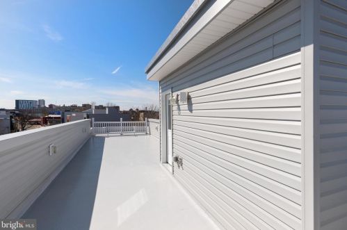 1937 4 St, Philadelphia PA 19140-2417 exterior