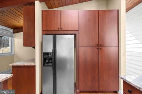 1006 Somerset Ln, Silver Spring MD 20904-6241 exterior