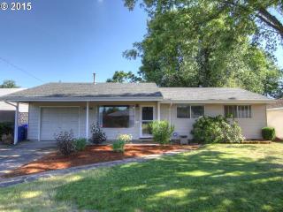 17836 Clay St, Portland, OR 97233-5163