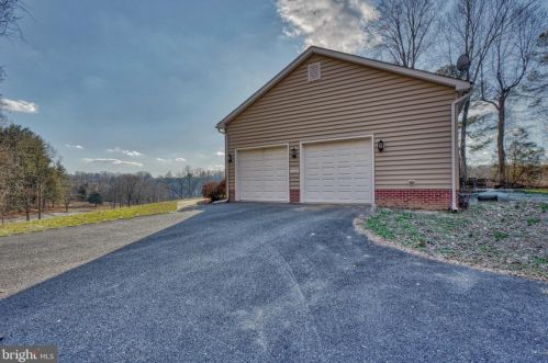 1634 Morse Rd, Forest Hill MD 21050-1002 exterior