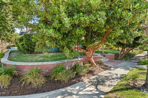 683 Pacific Ct, Upland, CA 91786-3162