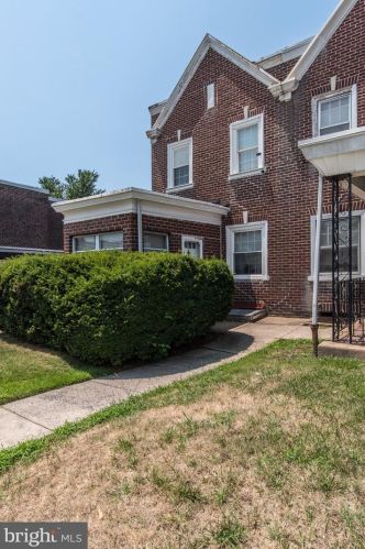 5824 4th St, Philadelphia, PA 19120-1856