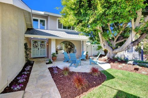 719 Calle Vallarta, San Clemente, CA 92673-3074