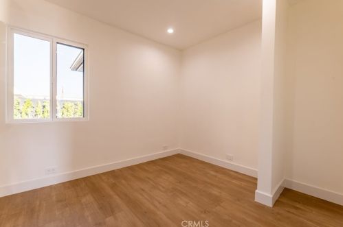 4731 El Segundo Blvd, Hawthorne CA  90250-4202 exterior