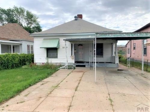 2120 Evans Ave, Pueblo, CO 81004-3740