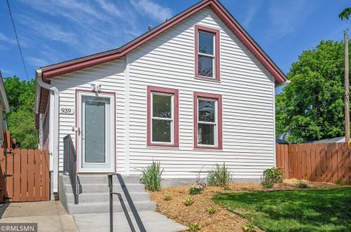 939 Galtier St, Saint Paul, MN 55117-5338