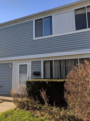 841 Oxford Pl, Wheeling, IL 60090-2621