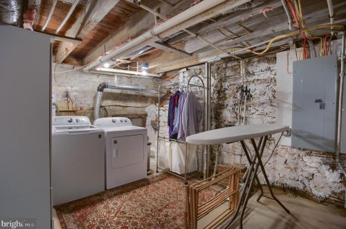 36 Mulberry St, Lancaster PA  17603-3741 exterior