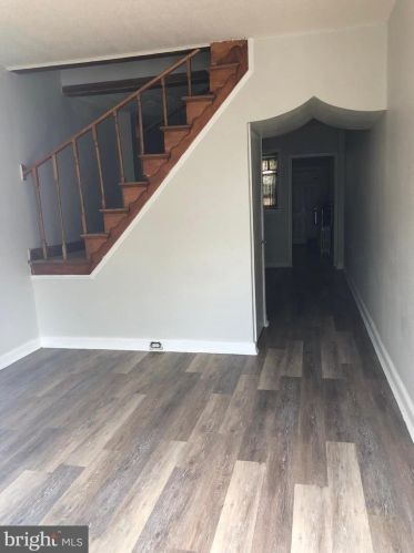 1661 Fillmore St, Philadelphia, PA 19124-2735