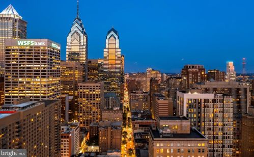 1919 Chestnut St, Philadelphia PA  19103-3401 exterior