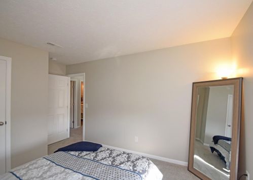 9655 Fallsridge Ct, Cincinnati OH 45231-2885 exterior