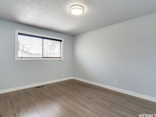 638 700, Perry UT 84302-1621 exterior