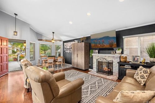 8434 Foothill St, Anaheim CA  92808-1206 exterior