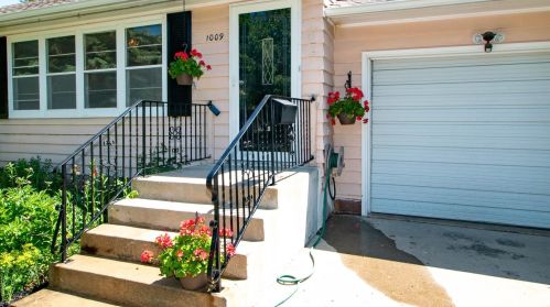 1009 Fillmore St, Alex, MN 56308-2242