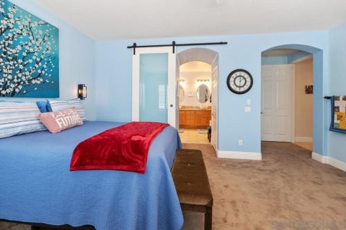 1464 Stanislaus Dr, Chula Vista CA  91913-1478 exterior