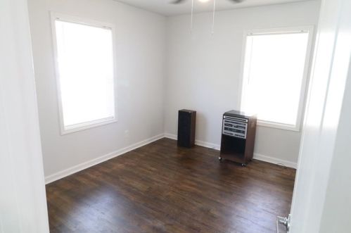 813 Mercury Dr, Atlanta GA  30331-0033 exterior