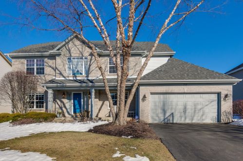 711 Penny Ln, Gurnee, IL 60031-5344