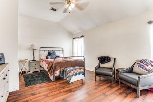 3100 Royal Crest Dr, Fort Worth TX  76140-8634 exterior