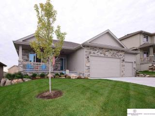 18219 Dewey Ave, Omaha, NE 68022-6925