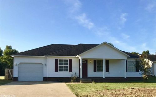 1002 William Hall Dr, Paragould, AR 72450-2293