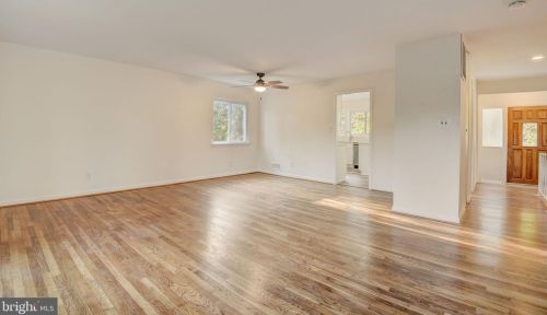 1606 Northcrest Dr, Silver Spring MD 20904-1456 exterior