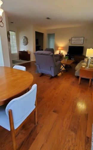 216 Whispering Wind Dr, Georgetown, TX 78633-4538