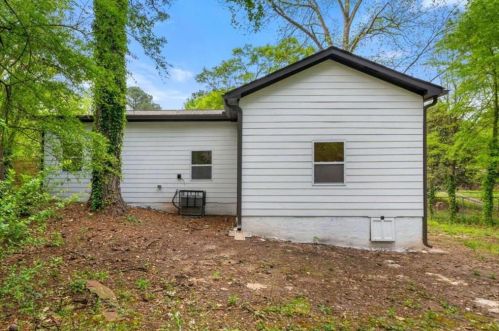 790 Knox Dr, Atlanta GA  30315-6810 exterior