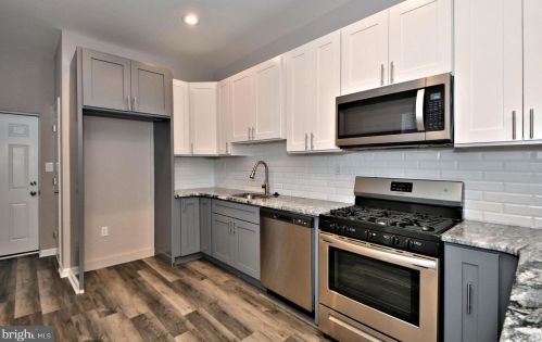 328 61 St, Philadelphia PA 19142-3402 exterior