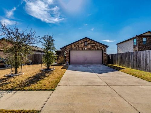 13621 Abraham Lincoln St, Webberville TX  78653 exterior