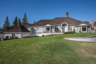 9613 La Posada Dr, Valley Home, CA 95361-9236