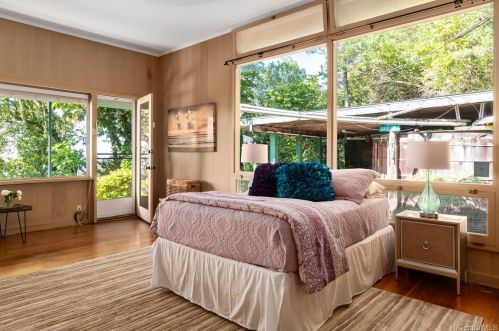 3809 Tantalus Dr, Honolulu HI  96813-1203 exterior