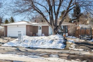 11136 Tufts Dr, Littleton, CO 80127-1045