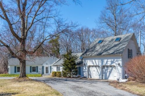 35 Kemah Mecca Lake Rd, Fredon, NJ 07860-6800