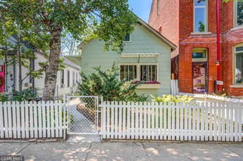 190 Charles Ave, Saint Paul MN  55103-2029 exterior