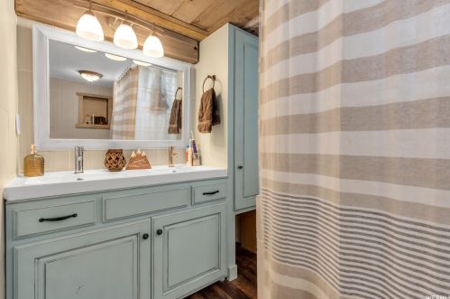 819 300, Woodland Hills UT 84653-9423 exterior