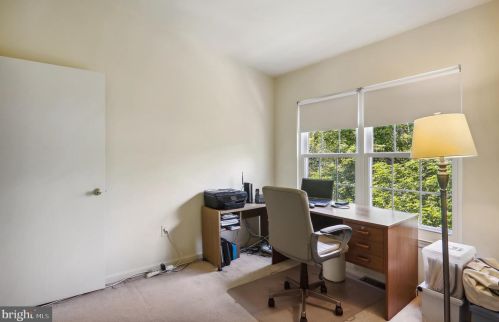 4 Casino Ct, Silver Spring MD 20906-5953 exterior