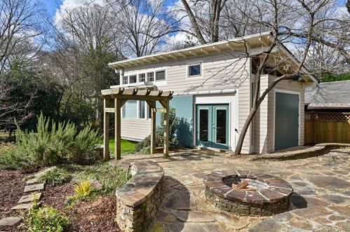 356 Ferguson St, Atlanta GA  30307-2085 exterior