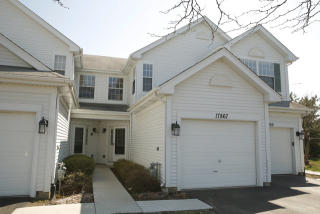 17867 Salisbury Dr, Gurnee IL  60031-5201 exterior