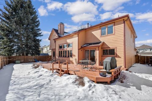 5830 Danube Cir, Aurora, CO 80015-3100