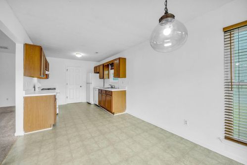 5892 Grn Mdw Way, Rex GA 30273-1163 exterior