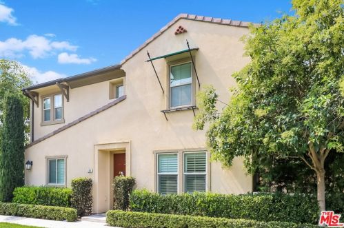154 Pathway, Irvine CA  92618-8846 exterior