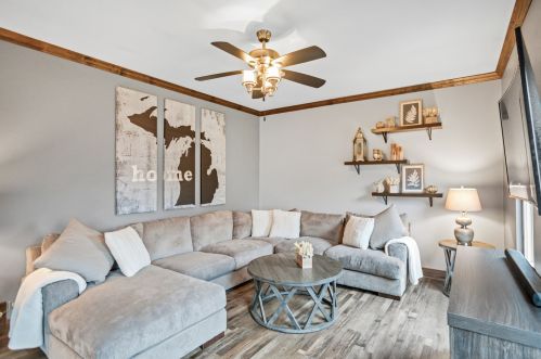 503 Juniper Dr, North Aurora, IL 60542-3034